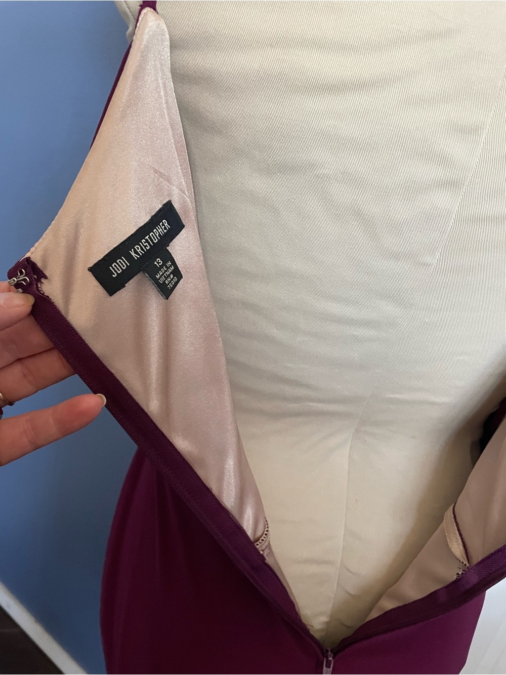 Jodi Kristopher Wine Formal Dress - Picture 7 of 10